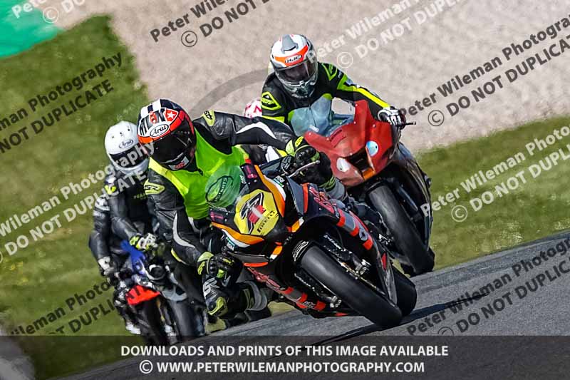 donington no limits trackday;donington park photographs;donington trackday photographs;no limits trackdays;peter wileman photography;trackday digital images;trackday photos